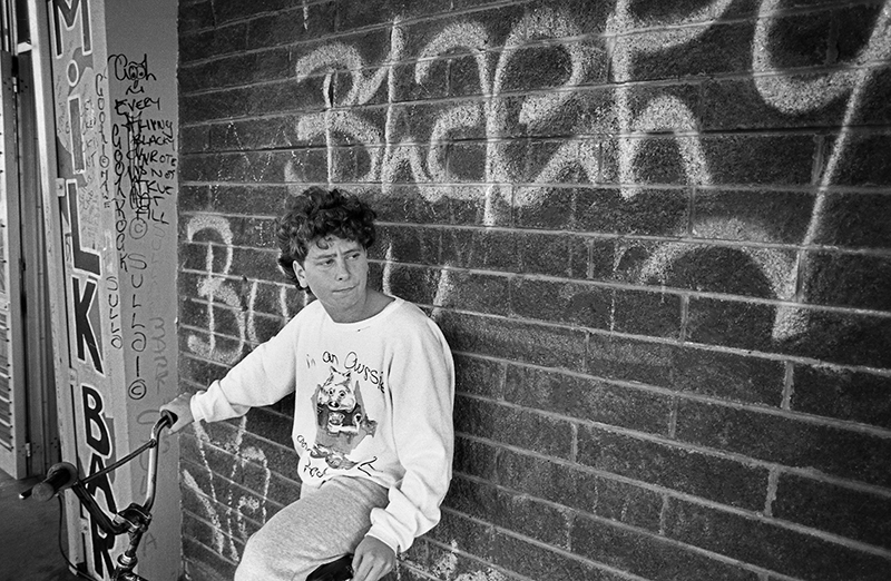 Life in an Inner Melbourne Housing Estate, 1986: Australia : Richard Moore : Journalist : Photographer :